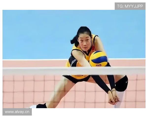 朱婷家的冰箱里只放蛋白粉和矿泉水