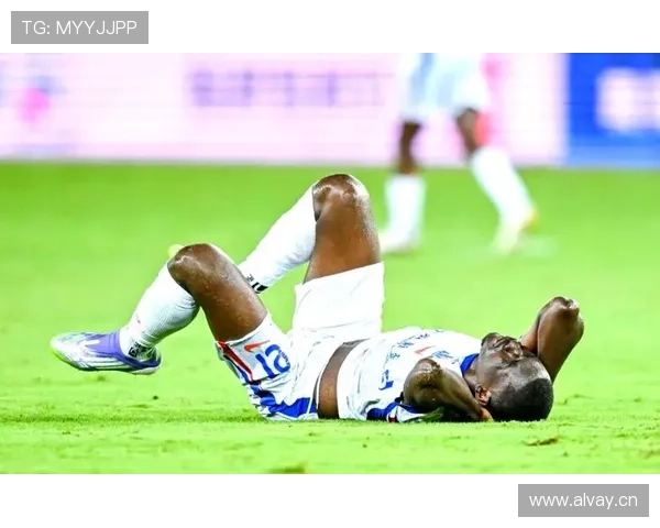 上海申花防守稳固，但战术是否过于保守引关注