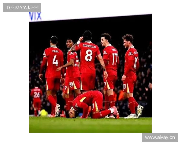 利物浦重返英超争冠行列：赛季走势变化与竞争格局调整